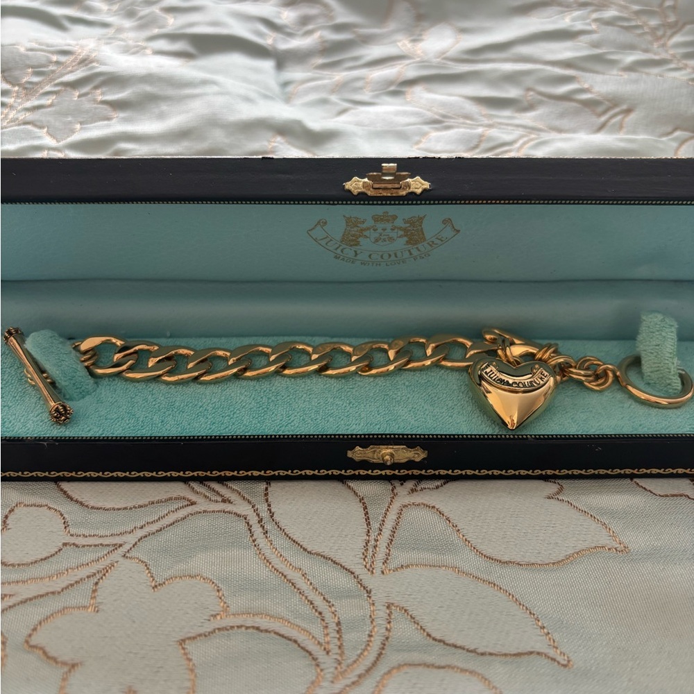 Juicy Couture Gold Chain Bracelet with Heart Charm